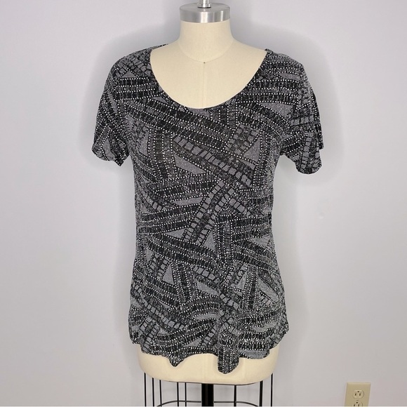 LuLaRoe Classic Tee- Elegant Collection- Black and Silver- Size Small - Picture 1 of 5
